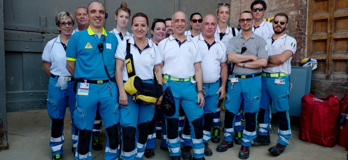 Buongiorno dagli aspiranti soccorritori della Misericordia di Siena