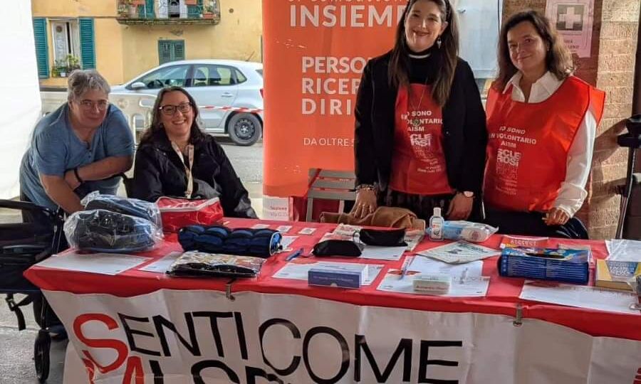 Festival della Salute: volontari in piazza (le foto)