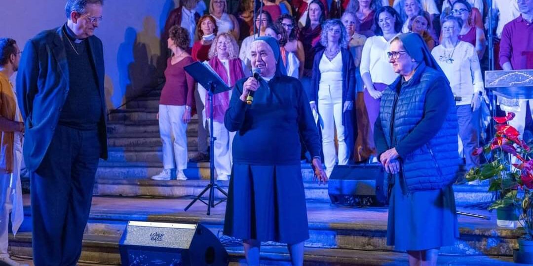 Mensa poveri Siena: 1800 euro dal concerto gospel