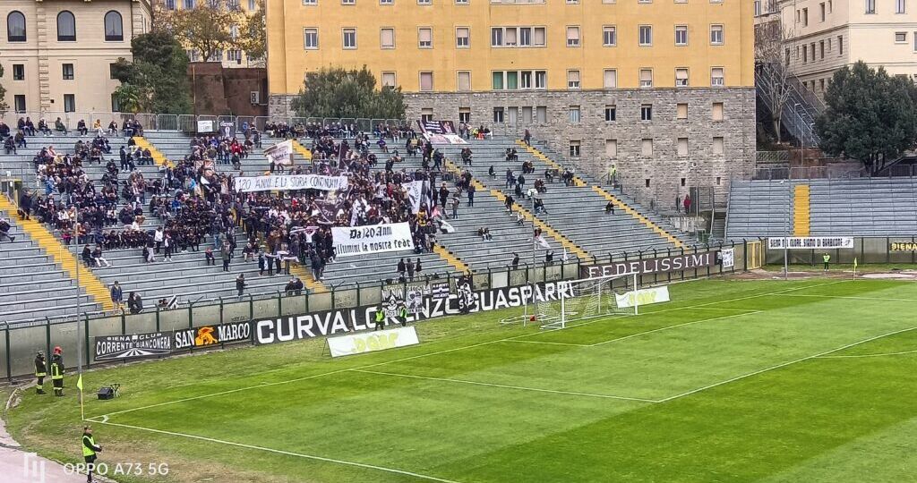 Siena sconfitto volontariato presente